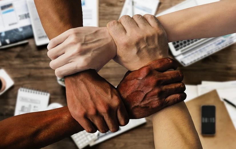 El diálogo y el entendimiento a través de la diversidad cultural es el camino para el desarrollo de las naciones